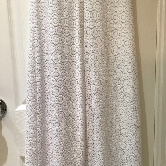 Lily Pulitzer Eyelet Lined Maxi Dress With Detail Neckline White Size Small - Picture 9 of 11
